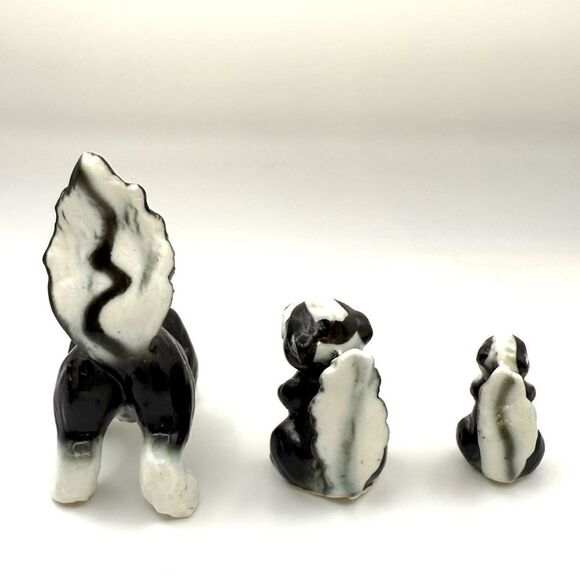 Miniature SKUNK FAMILY Porcelain Animal Figurine Vtg 50s Hagen Renaker Retired - Picture 4 of 9